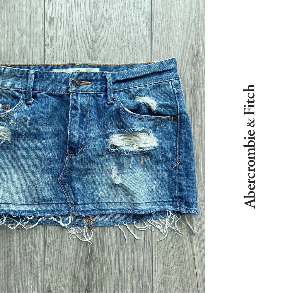2010s A&F Distressed Denim Mini Skirt
